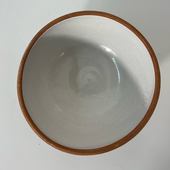 Handmade Wheel Thrown Pottery Cloche Cover with Handle Painted Glaze Signed - Picture 6 of 10